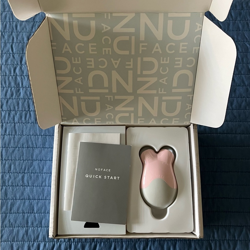 NuFACE Mini Facial Toning Device - Pink